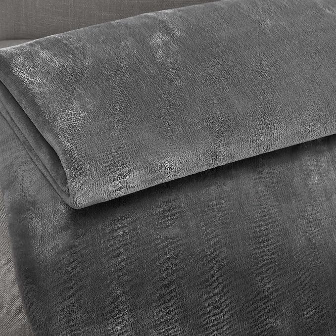 Calvin Klein - Queen Blanket, Super Soft Plush Bedding, Luxury Bed Blanket, Oeko-Tex Certified (Modern Reversible Solid Grey, Queen)
