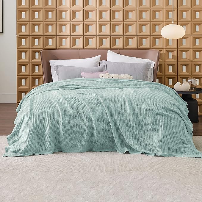 Bedsure 100% Cotton Blanket Queen Size for Bed - Breathable and Soft, Waffle Weave Blanket for Summer Spring, Mint, 90x90 Inches