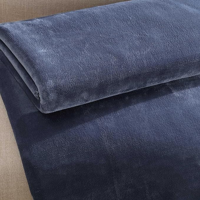 Calvin Klein - King Blanket, Super Soft Plush Bedding, Luxury Bed Blanket, Oeko-Tex Certified (Modern Reversible Solid Blue, King)